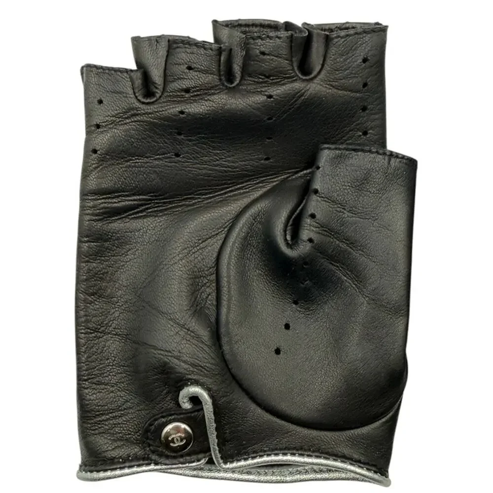 Chanel Quilted Lambskin Beaded CC Fingerless Gloves – Size 7½ – Rare!